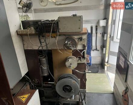 Белый Мерседес Sprinter, объемом двигателя 2.1 л и пробегом 205 тыс. км за 45000 $, фото 2 на Automoto.ua