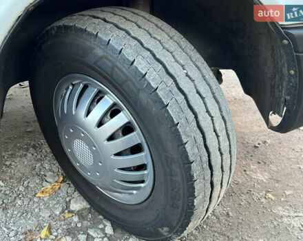 Мерседес Sprinter 1999 в Виннице на Automoto.ua Белый Мерседес Sprinter, объемом двигателя 2.87 л и пробегом 600 тыс. км за 9950 $, фото 13 на Automoto.ua