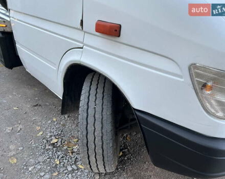 Мерседес Sprinter 1999 в Виннице на Automoto.ua Белый Мерседес Sprinter, объемом двигателя 2.87 л и пробегом 600 тыс. км за 9950 $, фото 6 на Automoto.ua
