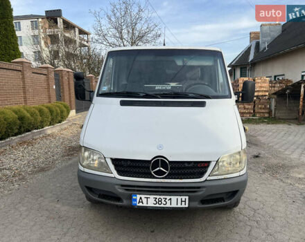 Білий Мерседес Sprinter, об'ємом двигуна 2.15 л та пробігом 500 тис. км за 9500 $, фото 1 на Automoto.ua