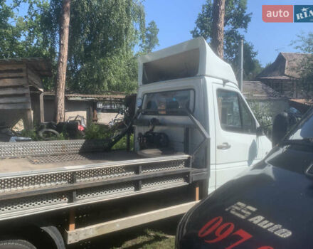 Белый Мерседес Sprinter, объемом двигателя 2.15 л и пробегом 280 тыс. км за 12800 $, фото 1 на Automoto.ua