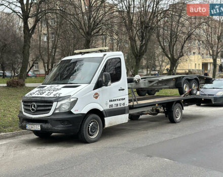 Белый Мерседес Sprinter, объемом двигателя 2.14 л и пробегом 563 тыс. км за 20000 $, фото 2 на Automoto.ua