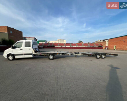 Белый Мерседес Sprinter, объемом двигателя 3 л и пробегом 550 тыс. км за 18700 $, фото 2 на Automoto.ua