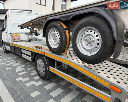 Белый Мерседес Sprinter, объемом двигателя 2.2 л и пробегом 370 тыс. км за 29000 $, фото 7 на Automoto.ua