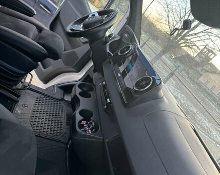 Белый Мерседес Sprinter, объемом двигателя 3 л и пробегом 15 тыс. км за 47700 $, фото 21 на Automoto.ua