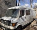 Белый Мерседес Sprinter, объемом двигателя 0 л и пробегом 199 тыс. км за 2000 $, фото 1 на Automoto.ua