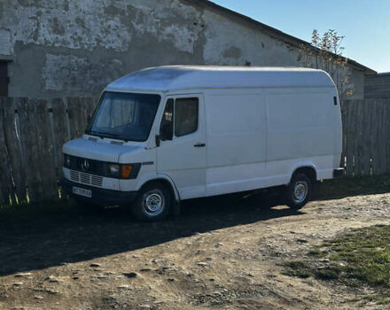 Білий Мерседес Sprinter, об'ємом двигуна 2.3 л та пробігом 280 тис. км за 5000 $, фото 2 на Automoto.ua