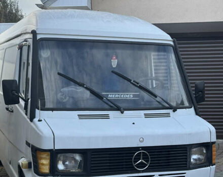 Мерседес Sprinter 1995 в Коломые на Automoto.ua Белый Мерседес Sprinter, объемом двигателя 2.5 л и пробегом 256 тыс. км за 3400 $, фото 5 на Automoto.ua