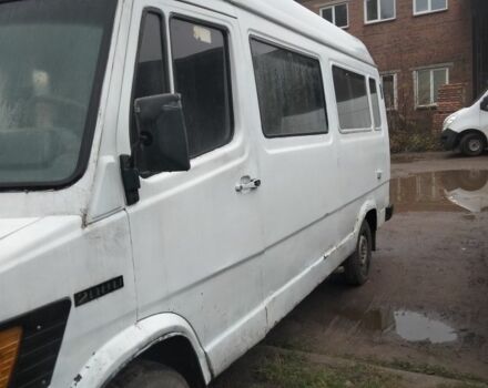 Білий Мерседес Sprinter, об'ємом двигуна 2.9 л та пробігом 905 тис. км за 1700 $, фото 2 на Automoto.ua
