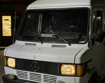 Мерседес Sprinter 1995 в Коломые на Automoto.ua Белый Мерседес Sprinter, объемом двигателя 2.5 л и пробегом 256 тыс. км за 3400 $, фото 7 на Automoto.ua