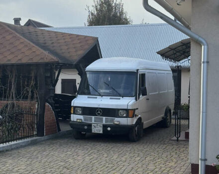 Мерседес Sprinter 1995 в Коломые на Automoto.ua Белый Мерседес Sprinter, объемом двигателя 2.5 л и пробегом 256 тыс. км за 3400 $, фото 4 на Automoto.ua