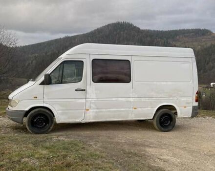 Белый Мерседес Sprinter, объемом двигателя 2.87 л и пробегом 653 тыс. км за 3300 $, фото 4 на Automoto.ua