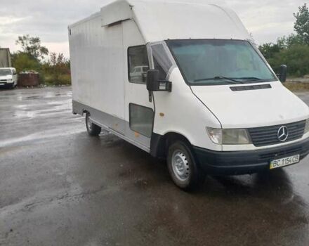 Белый Мерседес Sprinter, объемом двигателя 0 л и пробегом 300 тыс. км за 3800 $, фото 5 на Automoto.ua