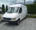 Белый Мерседес Sprinter, объемом двигателя 2.3 л и пробегом 850 тыс. км за 2700 $, фото 1 на Automoto.ua