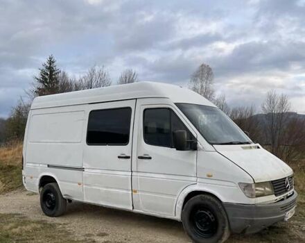 Белый Мерседес Sprinter, объемом двигателя 2.87 л и пробегом 653 тыс. км за 3300 $, фото 3 на Automoto.ua