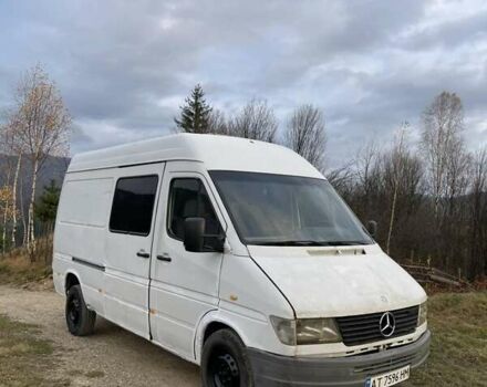 Белый Мерседес Sprinter, объемом двигателя 2.87 л и пробегом 653 тыс. км за 3300 $, фото 1 на Automoto.ua