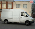 Белый Мерседес Sprinter, объемом двигателя 2.3 л и пробегом 300 тыс. км за 2999 $, фото 3 на Automoto.ua