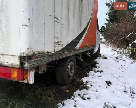 Белый Мерседес Sprinter, объемом двигателя 2.3 л и пробегом 360 тыс. км за 5400 $, фото 3 на Automoto.ua