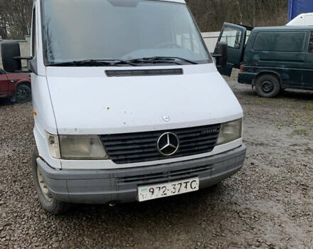 Белый Мерседес Sprinter, объемом двигателя 2.9 л и пробегом 497 тыс. км за 3300 $, фото 1 на Automoto.ua