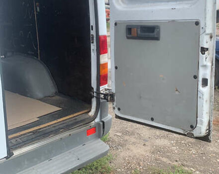 Белый Мерседес Sprinter, объемом двигателя 2.3 л и пробегом 750 тыс. км за 4800 $, фото 1 на Automoto.ua