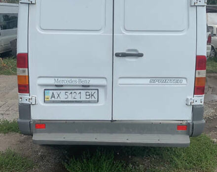 Белый Мерседес Sprinter, объемом двигателя 2.3 л и пробегом 750 тыс. км за 4800 $, фото 2 на Automoto.ua