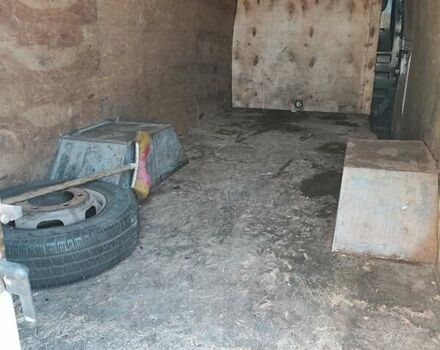 Белый Мерседес Sprinter, объемом двигателя 2.9 л и пробегом 550 тыс. км за 6200 $, фото 5 на Automoto.ua