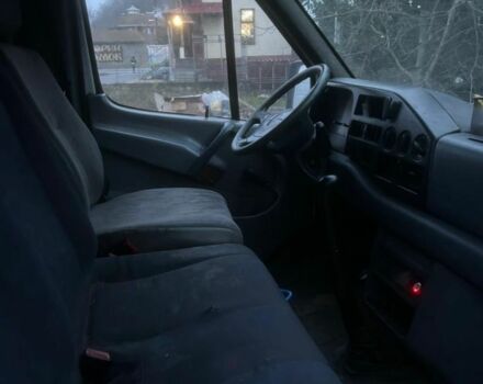 Белый Мерседес Sprinter, объемом двигателя 0 л и пробегом 300 тыс. км за 5676 $, фото 4 на Automoto.ua