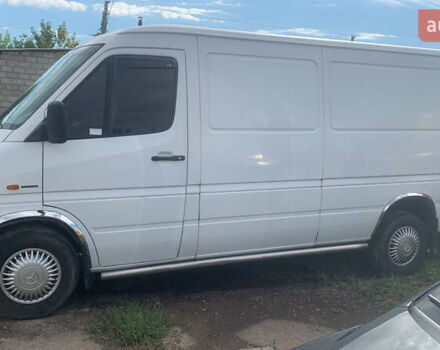 Белый Мерседес Sprinter, объемом двигателя 2.3 л и пробегом 750 тыс. км за 4800 $, фото 5 на Automoto.ua