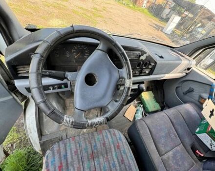 Білий Мерседес Sprinter, об'ємом двигуна 2.3 л та пробігом 150 тис. км за 2200 $, фото 4 на Automoto.ua