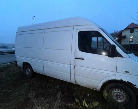 Белый Мерседес Sprinter, объемом двигателя 0 л и пробегом 300 тыс. км за 5676 $, фото 1 на Automoto.ua