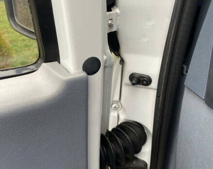 Білий Мерседес Sprinter, об'ємом двигуна 2.87 л та пробігом 343 тис. км за 9200 $, фото 106 на Automoto.ua