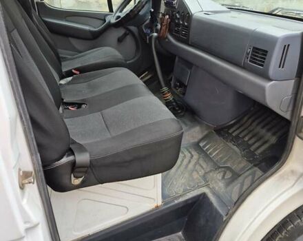 Білий Мерседес Sprinter, об'ємом двигуна 2.9 л та пробігом 600 тис. км за 5000 $, фото 8 на Automoto.ua