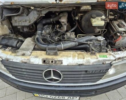 Білий Мерседес Sprinter, об'ємом двигуна 2.9 л та пробігом 600 тис. км за 5000 $, фото 6 на Automoto.ua