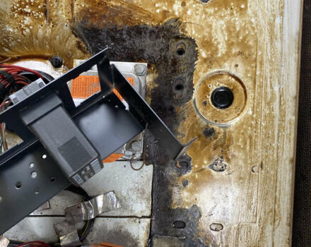 Білий Мерседес Sprinter, об'ємом двигуна 2.87 л та пробігом 343 тис. км за 9200 $, фото 37 на Automoto.ua