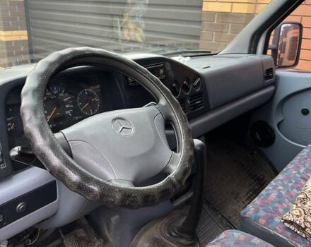 Белый Мерседес Sprinter, объемом двигателя 2.9 л и пробегом 955 тыс. км за 7000 $, фото 5 на Automoto.ua