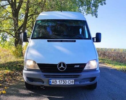 Белый Мерседес Sprinter, объемом двигателя 2.15 л и пробегом 389 тыс. км за 7200 $, фото 1 на Automoto.ua