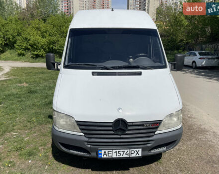 Белый Мерседес Sprinter, объемом двигателя 2.1 л и пробегом 316 тыс. км за 7800 $, фото 1 на Automoto.ua