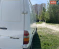 Белый Мерседес Sprinter, объемом двигателя 2.1 л и пробегом 316 тыс. км за 7800 $, фото 5 на Automoto.ua