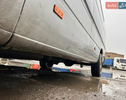 Белый Мерседес Sprinter, объемом двигателя 2.7 л и пробегом 758 тыс. км за 6500 $, фото 3 на Automoto.ua