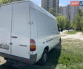 Белый Мерседес Sprinter, объемом двигателя 2.1 л и пробегом 316 тыс. км за 7800 $, фото 4 на Automoto.ua