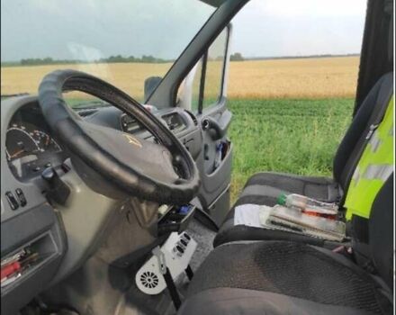 Белый Мерседес Sprinter, объемом двигателя 2.15 л и пробегом 389 тыс. км за 7200 $, фото 6 на Automoto.ua