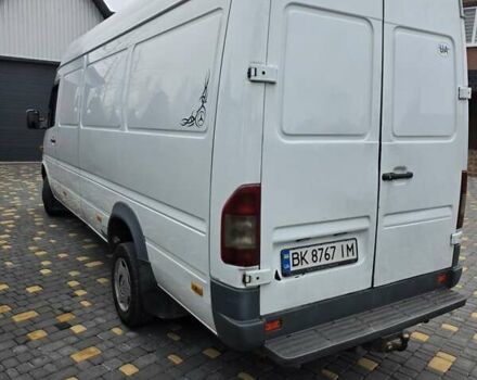 Белый Мерседес Sprinter, объемом двигателя 2.7 л и пробегом 606 тыс. км за 11900 $, фото 9 на Automoto.ua