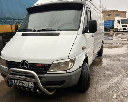 Белый Мерседес Sprinter, объемом двигателя 2.7 л и пробегом 758 тыс. км за 6500 $, фото 1 на Automoto.ua