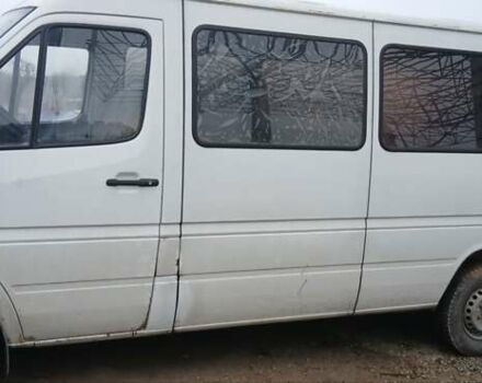 Білий Мерседес Sprinter, об'ємом двигуна 2.15 л та пробігом 425 тис. км за 5900 $, фото 4 на Automoto.ua