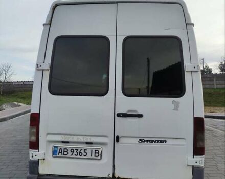 Белый Мерседес Sprinter, объемом двигателя 2.15 л и пробегом 355 тыс. км за 5800 $, фото 4 на Automoto.ua