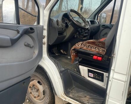 Белый Мерседес Sprinter, объемом двигателя 2.1 л и пробегом 613 тыс. км за 9900 $, фото 3 на Automoto.ua