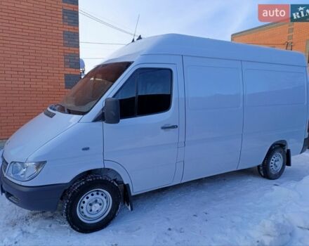 Белый Мерседес Sprinter, объемом двигателя 2.1 л и пробегом 350 тыс. км за 8999 $, фото 22 на Automoto.ua