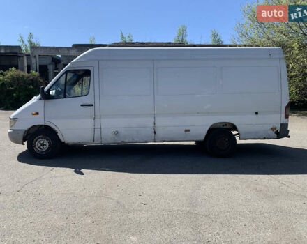 Мерседес Sprinter 2001 в Лубнах на Automoto.ua Белый Мерседес Sprinter, объемом двигателя 2.15 л и пробегом 560 тыс. км за 4499 $, фото 1 на Automoto.ua