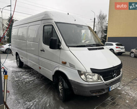 Белый Мерседес Sprinter, объемом двигателя 2.15 л и пробегом 497 тыс. км за 7500 $, фото 1 на Automoto.ua
