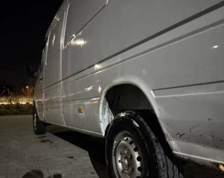 Белый Мерседес Sprinter, объемом двигателя 2.15 л и пробегом 800 тыс. км за 5300 $, фото 10 на Automoto.ua